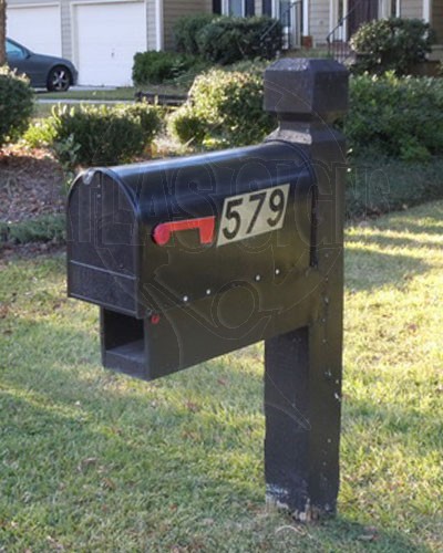 Hobcaw Creek Plantation- Mailbox and Post