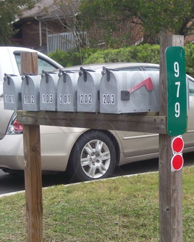 Bay Tree- 6 Mailboxes and Post