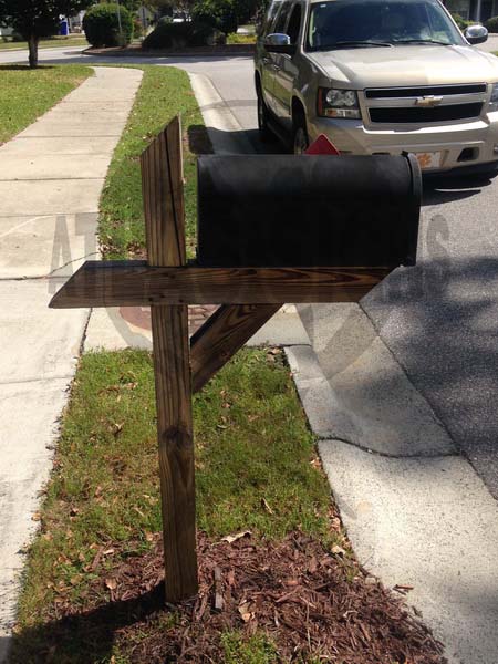 Lawton Harbor- Mailbox and Post