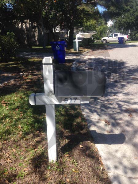 Stone Edge- Mailbox and Post