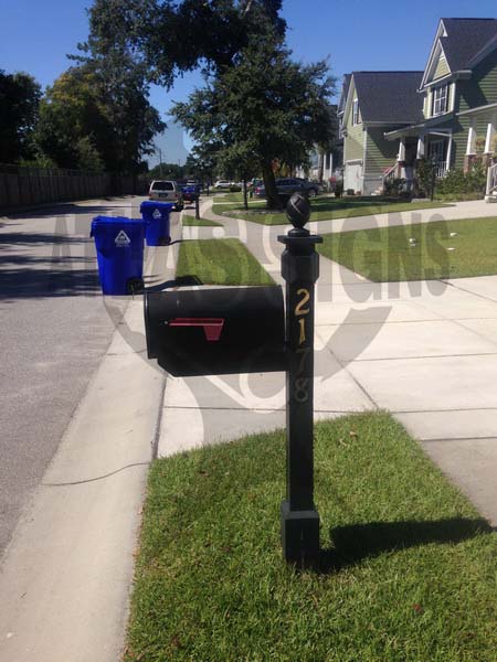 Terrabrook- Mailbox and Post
