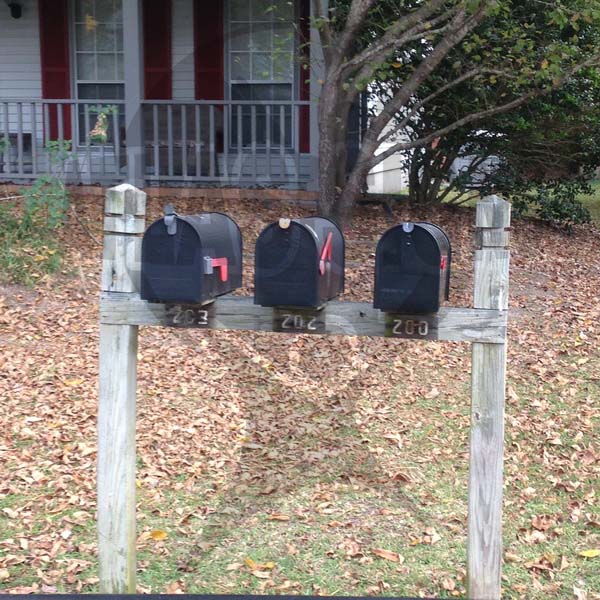 Planters Walk- 3 Mailboxes and Post