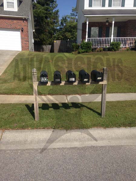 Pembroke- 5 Mailboxes and Post