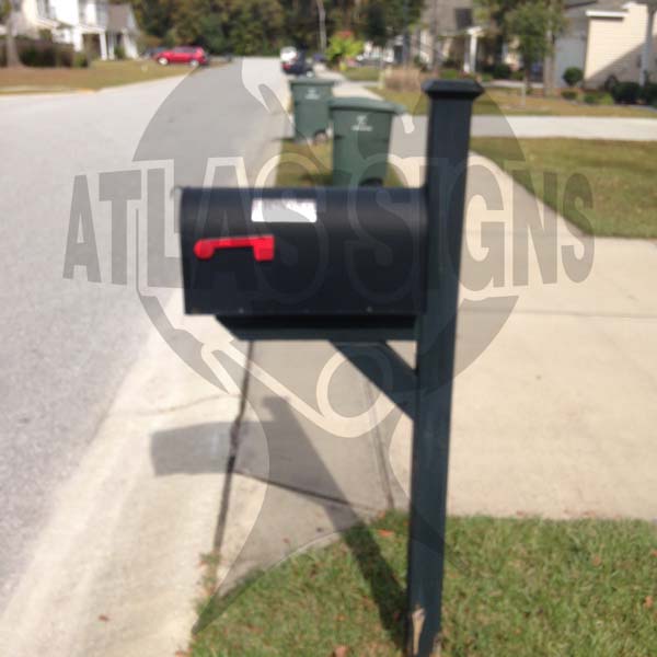 Charleston Oaks- Mailbox and Post