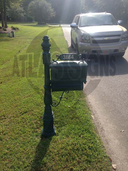 Gift Plantation- Mailbox and Post