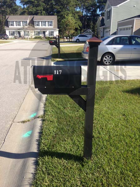 Braeland- Mailbox and Post
