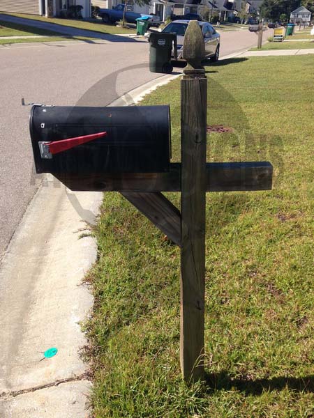 Brookwood- Mailbox and Post