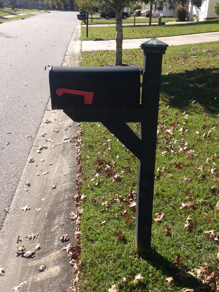 Summer Glen- Mailbox and Post
