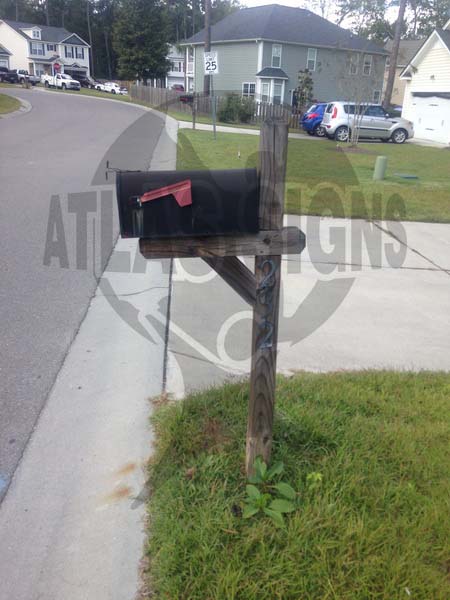 The Timberland's- Mailbox and Psot