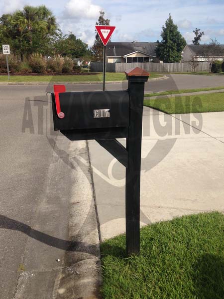 Sienna Mailbox and Post