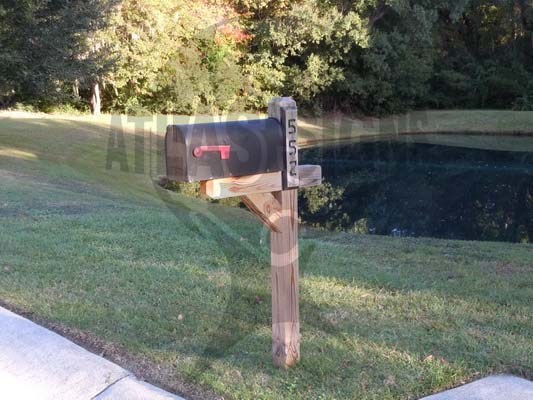 Oak Park- Mailbox and Post