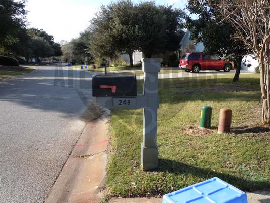 Village at Heron Lake- Mailbox and Post