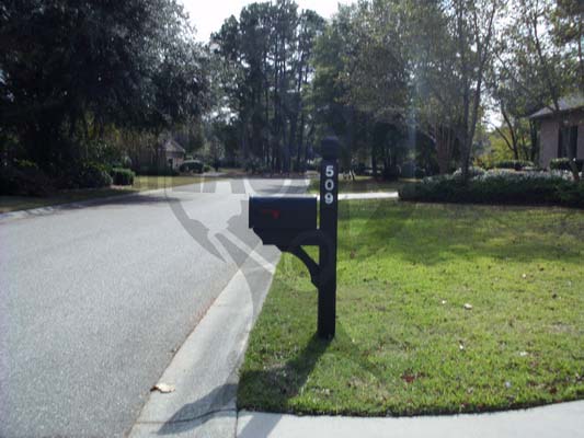 Rice Planters Pointe- Mailbox and Post