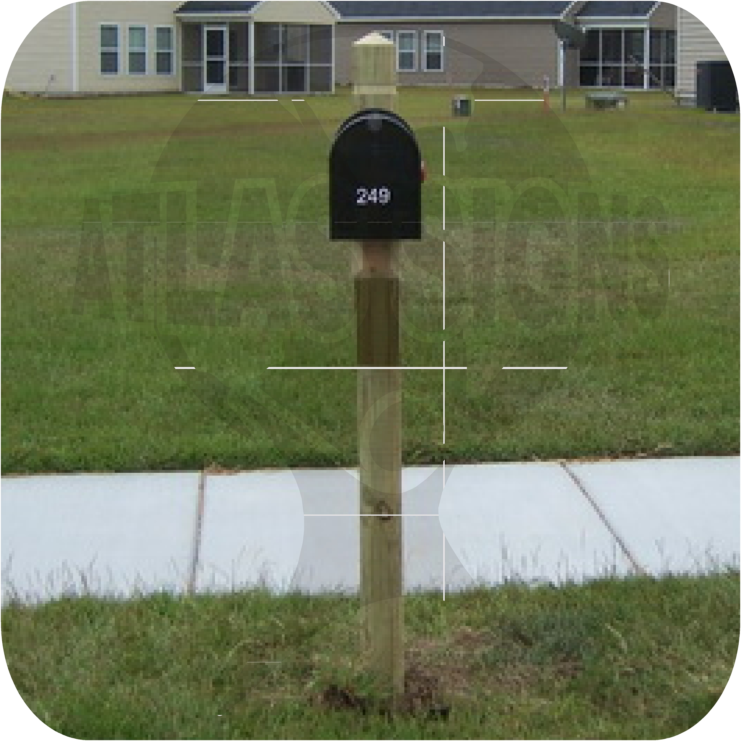 Royal Oaks- Mailbox and Post