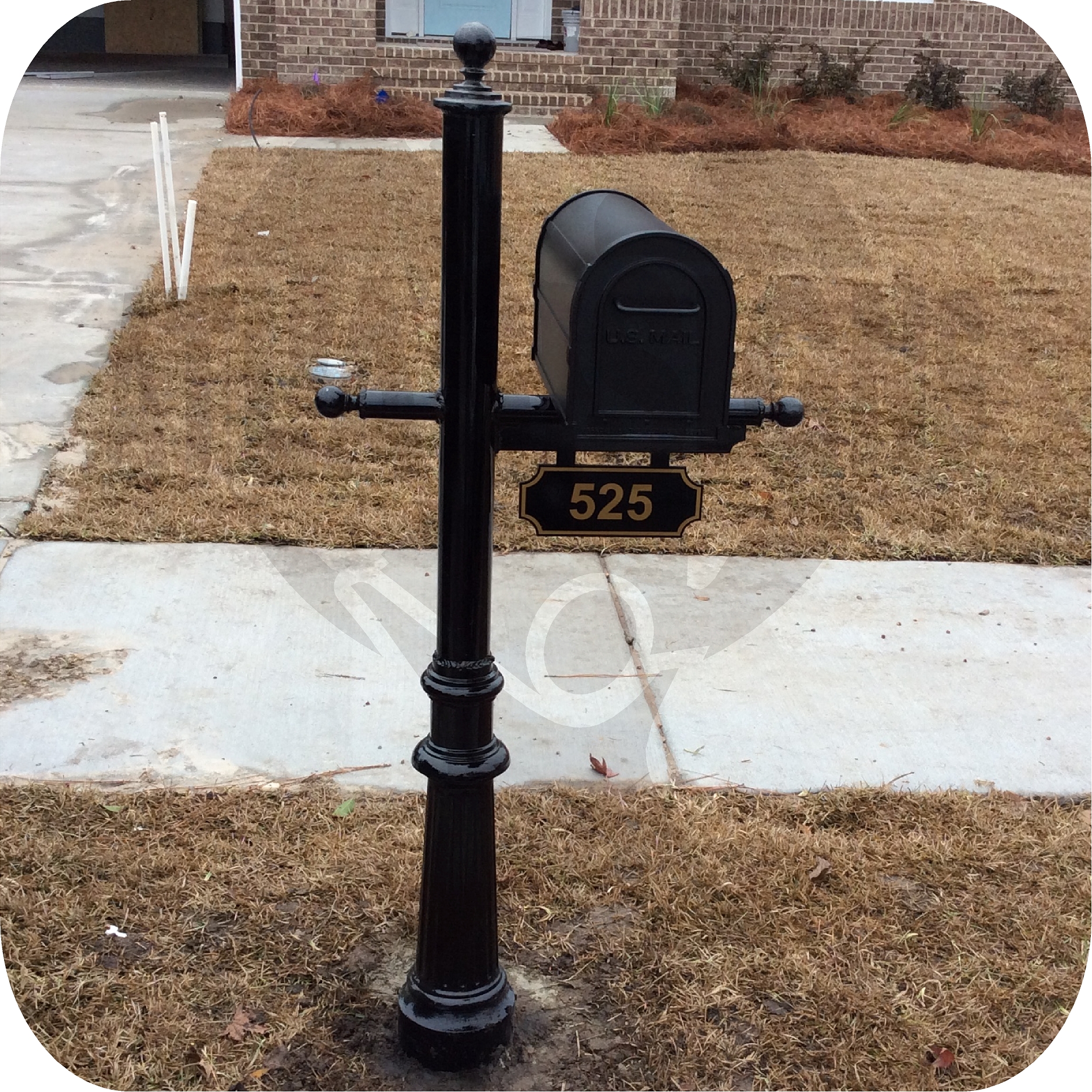 The Village at Stiles-Mailbox and Post